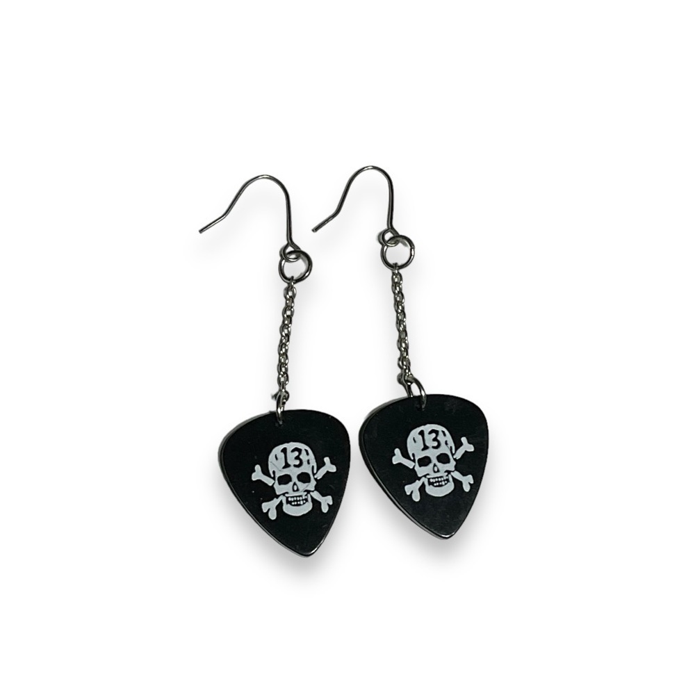 Women’s Earrings Guitar Pick Black Skull 13 Black Silver Dangle‎ Goth Gothic